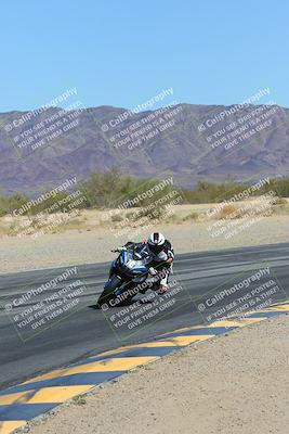 media/Mar-24-2025-Moto Forza (Mon) [[57ce5c5cff]]/1-Advanced Group/Session 3 (Turn 6 Inside)/